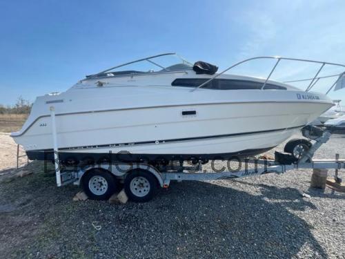 Bayliner 2355 Ciera Sunbridge tekniske specifikationer og anmeldelser